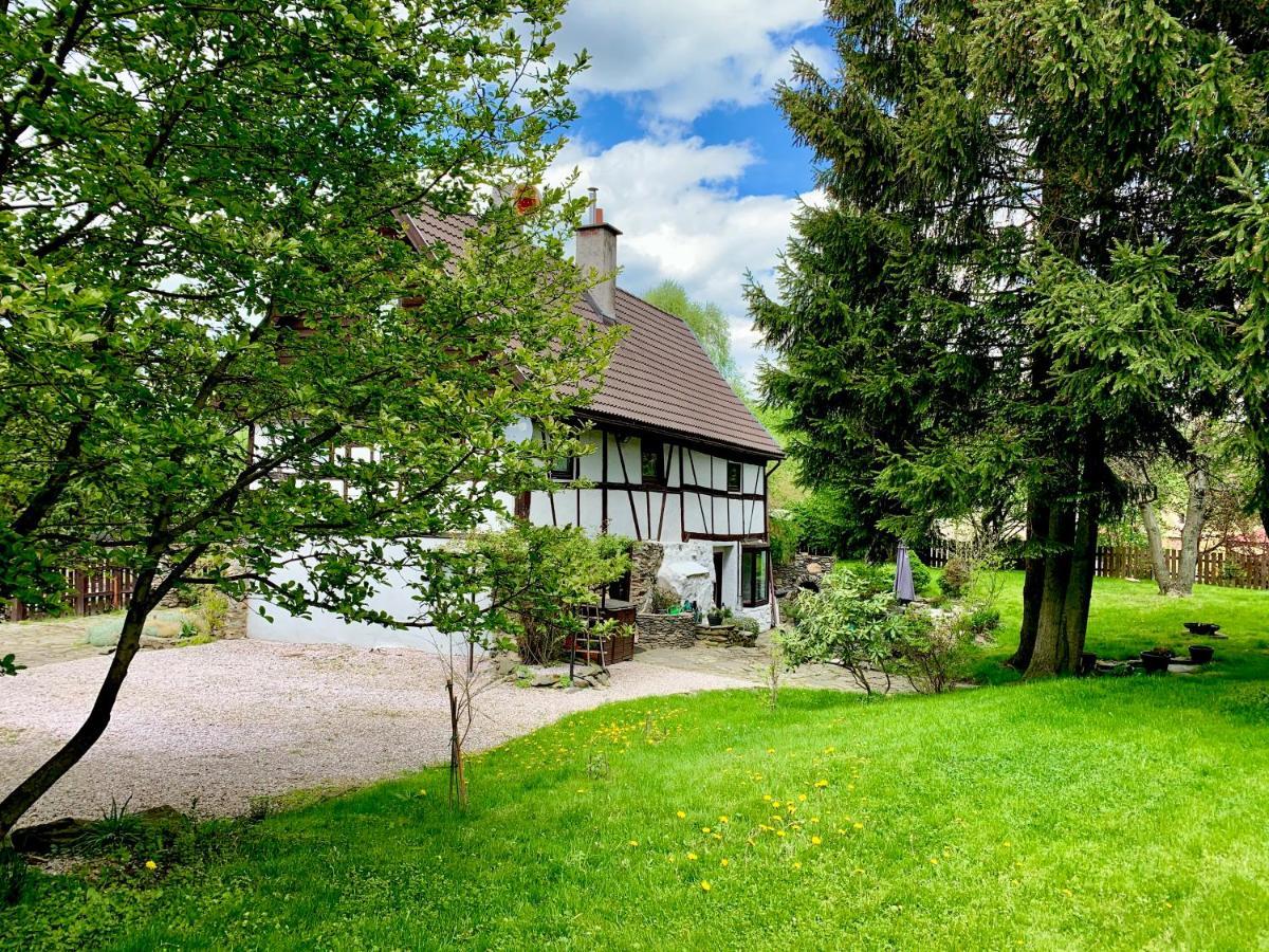 Villa Za Rozowymi Drzwiami Jelenia Góra Exterior foto